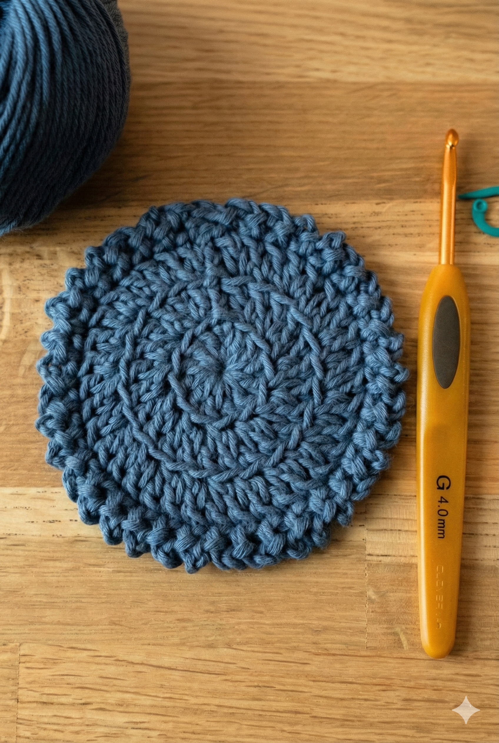 Patron Sous-verre: Sip and Stitch